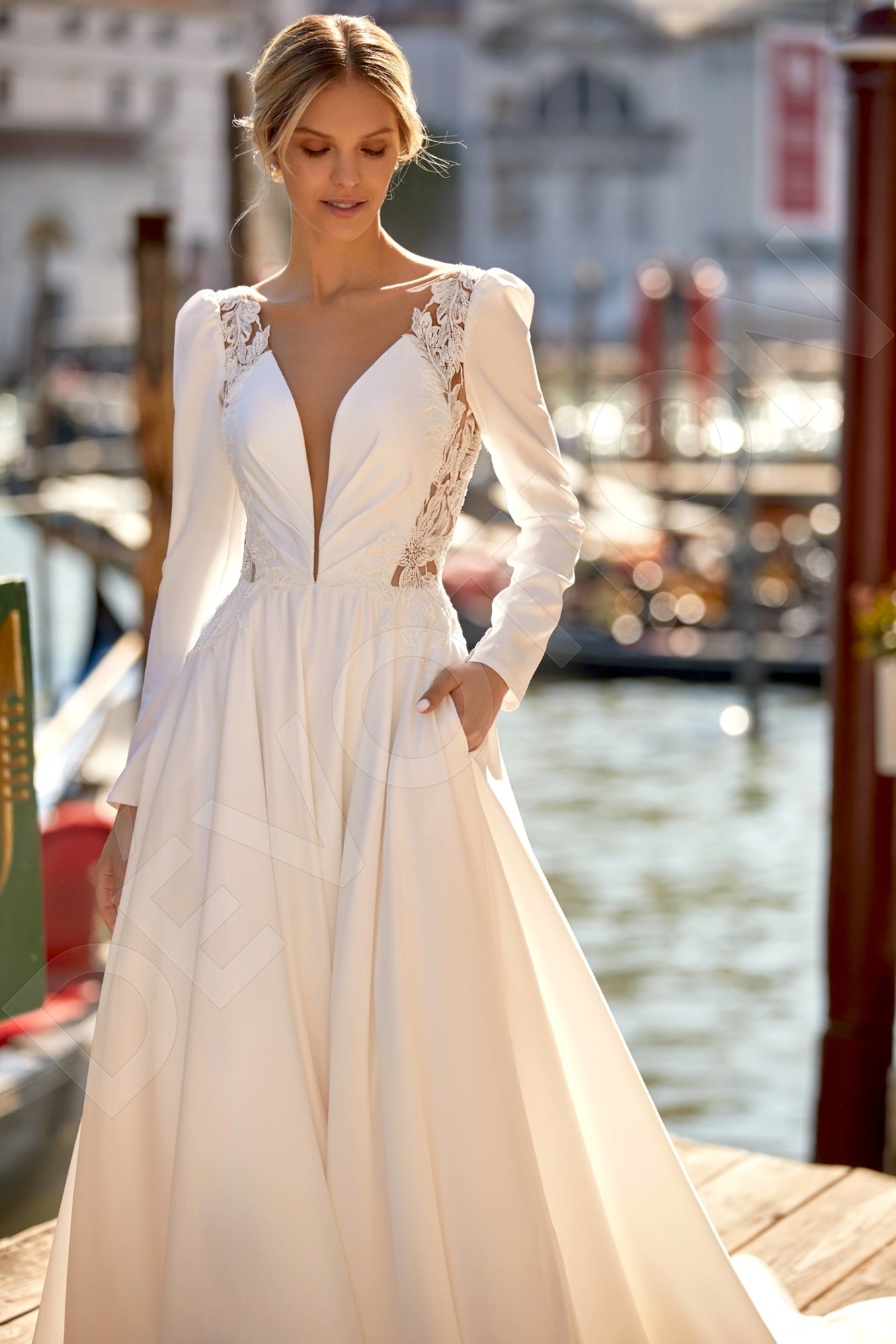 Ambara A-line Deep V-neck Ivory Wedding dress 2