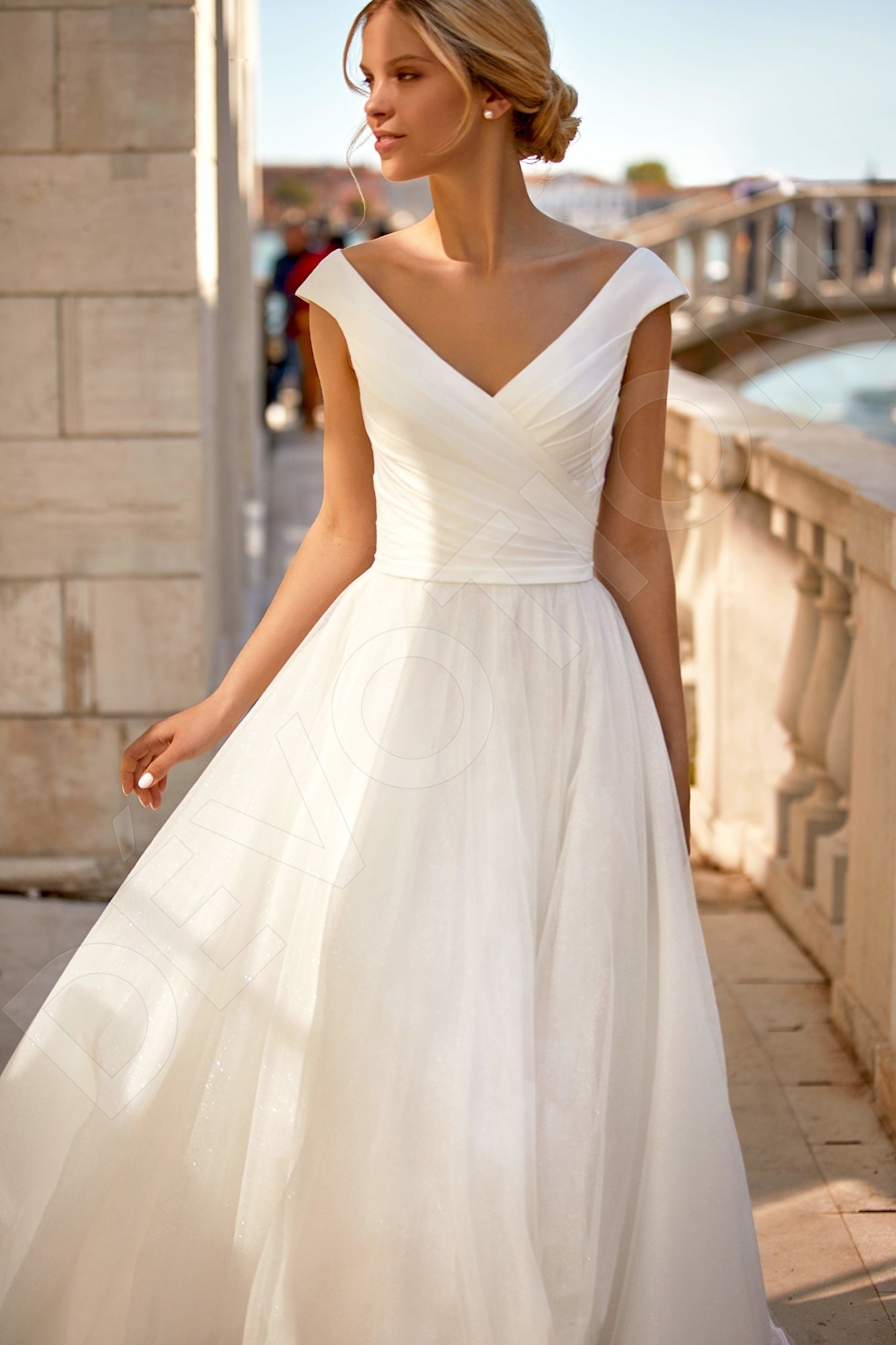Aspina A-line V-neck Ivory Wedding dress 2