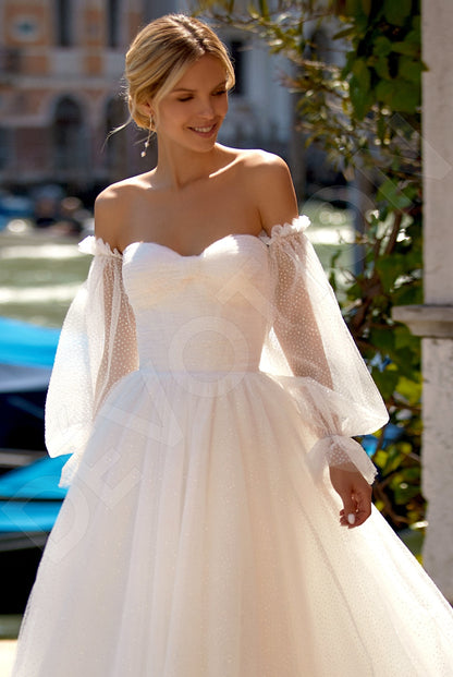 Jada Princess/Ball Gown Sweetheart Ivory Wedding dress 5