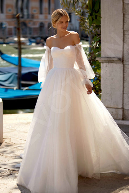 Jada Princess/Ball Gown Sweetheart Ivory Wedding dress Front