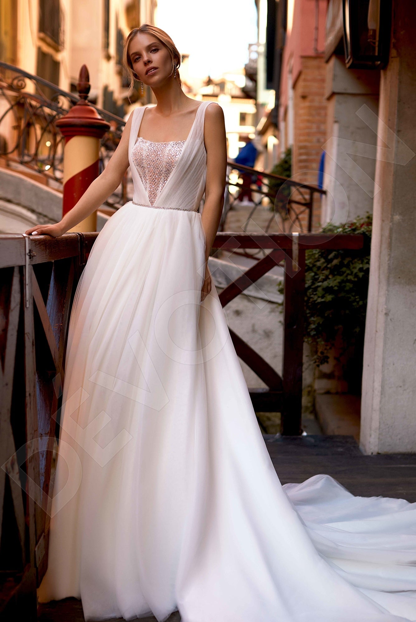 Samilla A-line Square Ivory Wedding dress Front