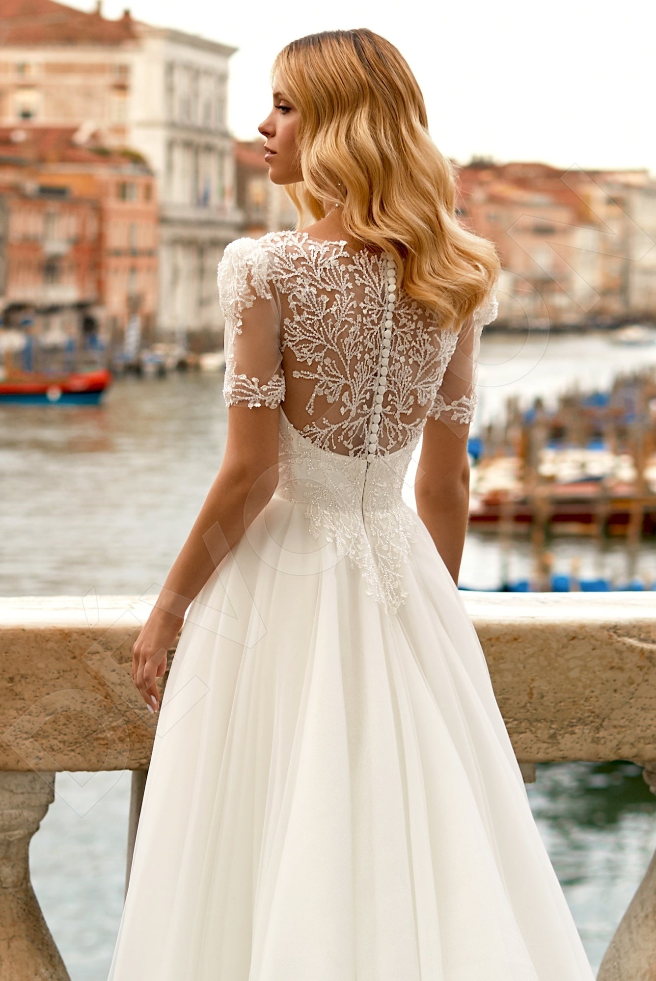 Taris A-line Jewel Ivory Wedding dress 3