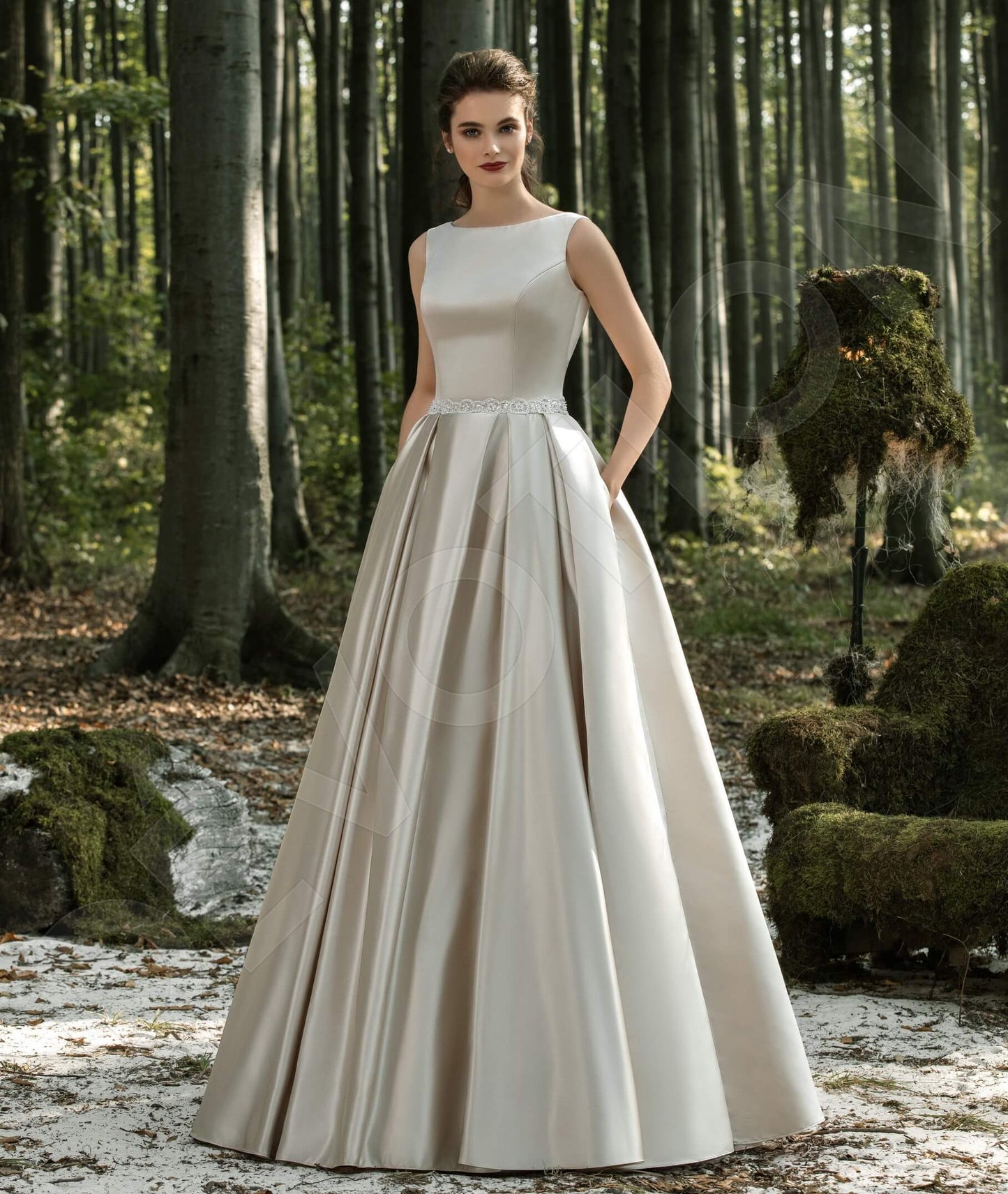 Tulsi Open back A-line Sleeveless Wedding Dress Front