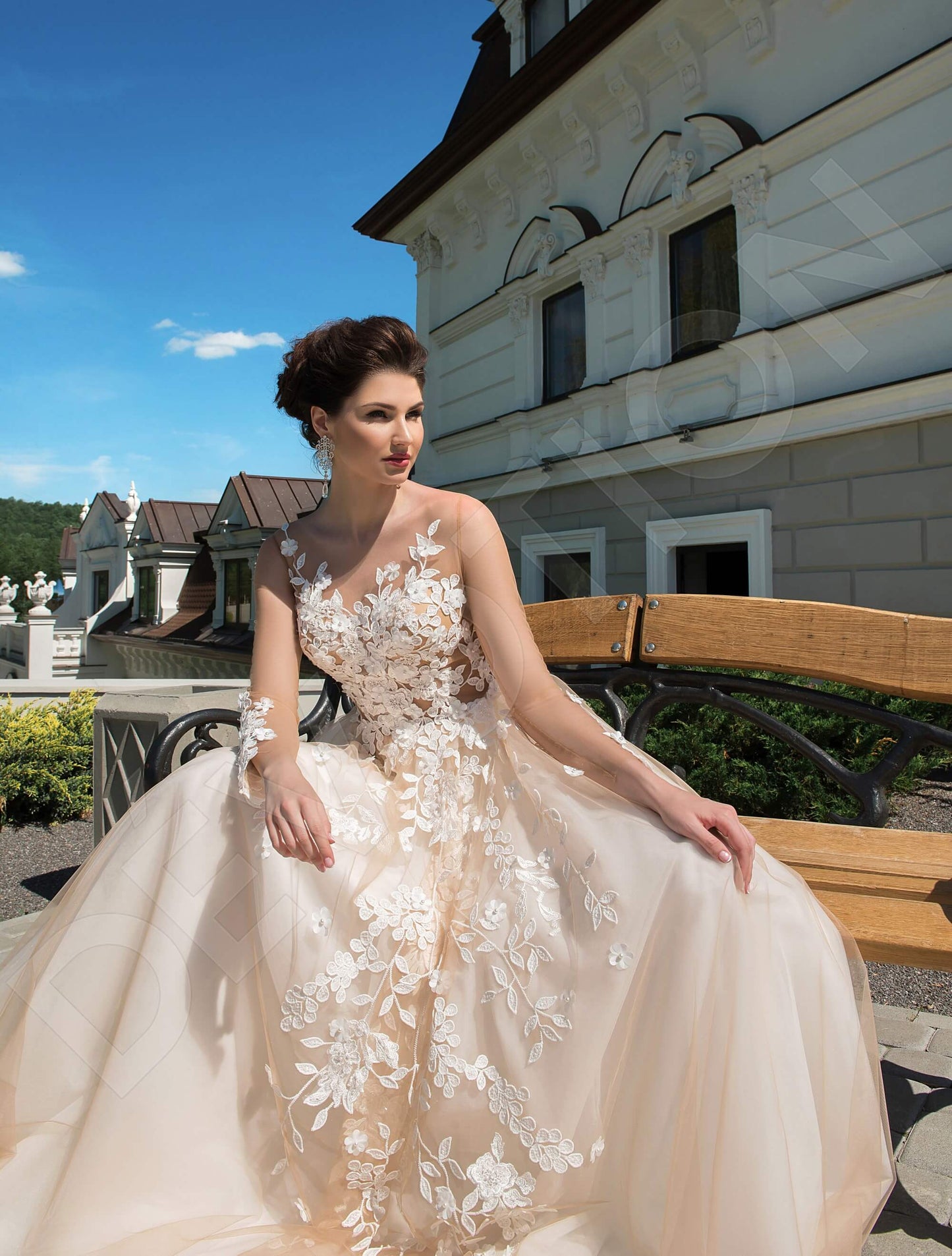 Ludovika Illusion back A-line 3/4 sleeve Wedding Dress 3