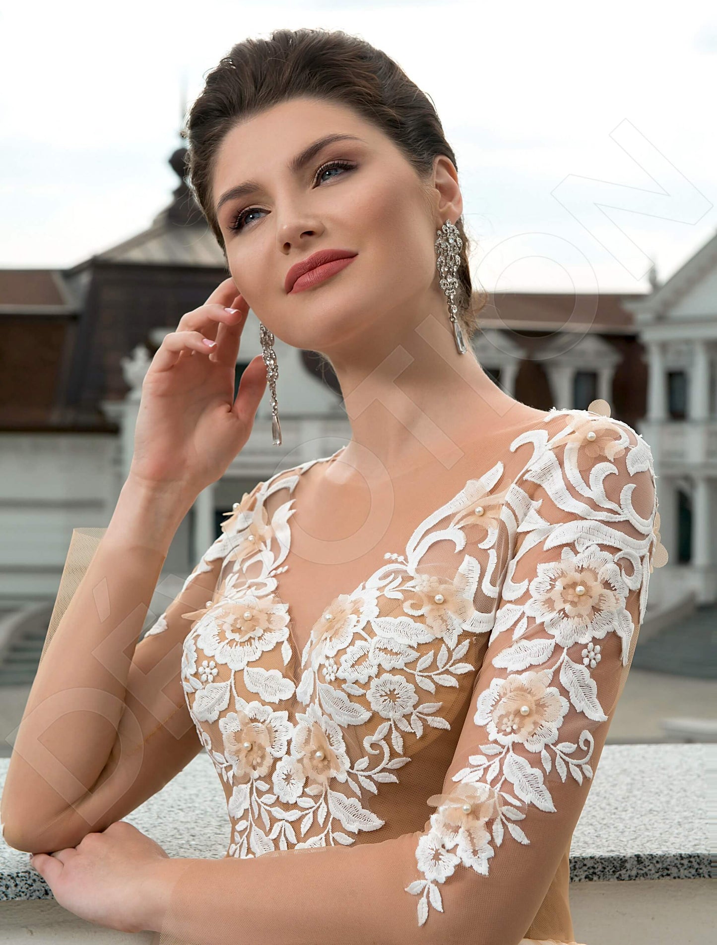 Laurentina Full back A-line 3/4 sleeve Wedding Dress 5