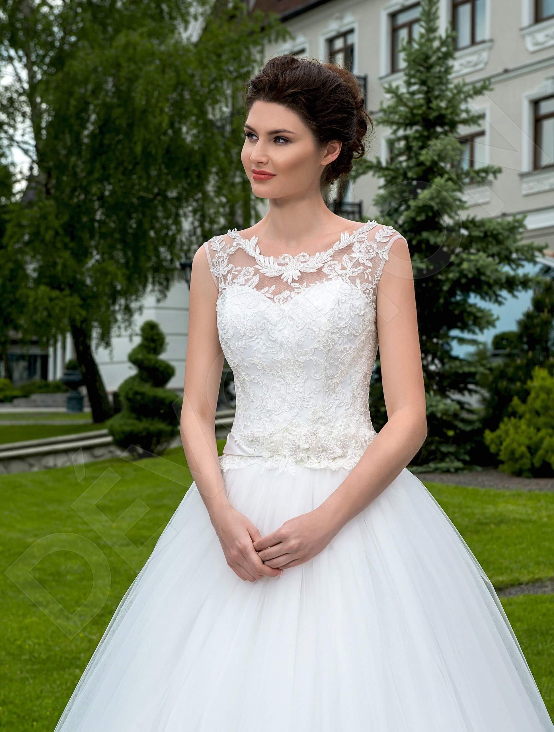 Venecie Princess/Ball Gown Jewel Milk Wedding dress