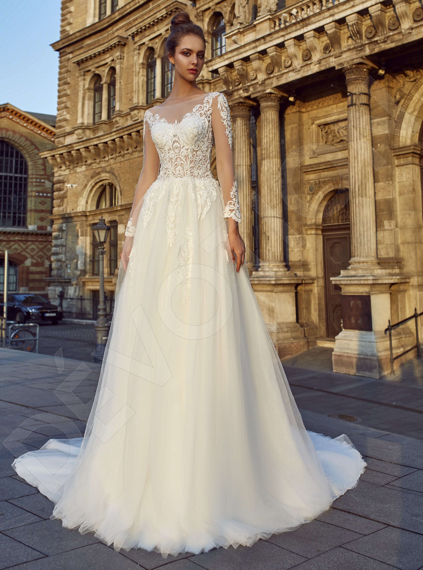 Tallea Full back A-line Long sleeve Wedding Dress Front
