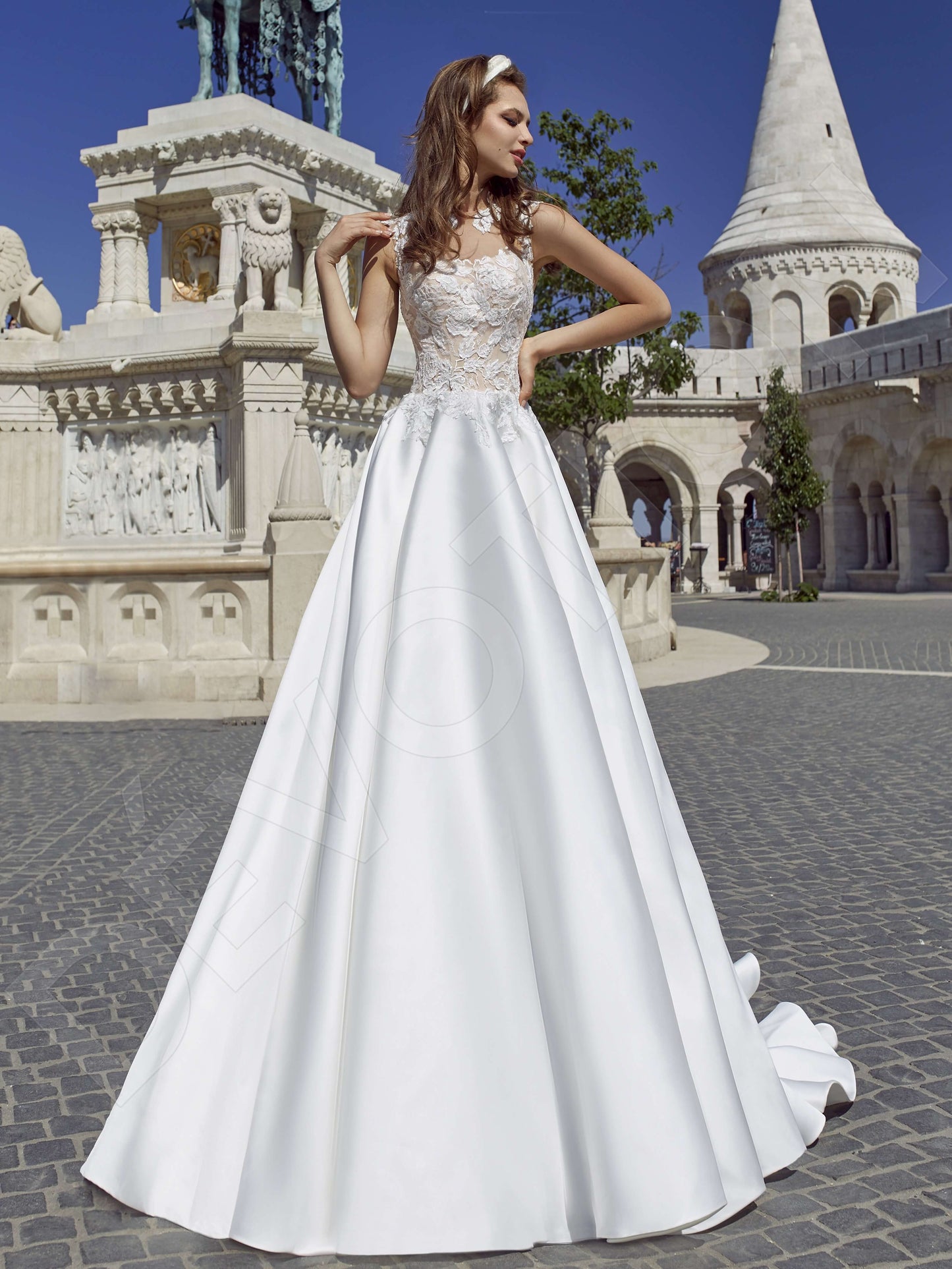 Vilia Open back A-line Sleeveless Wedding Dress Front