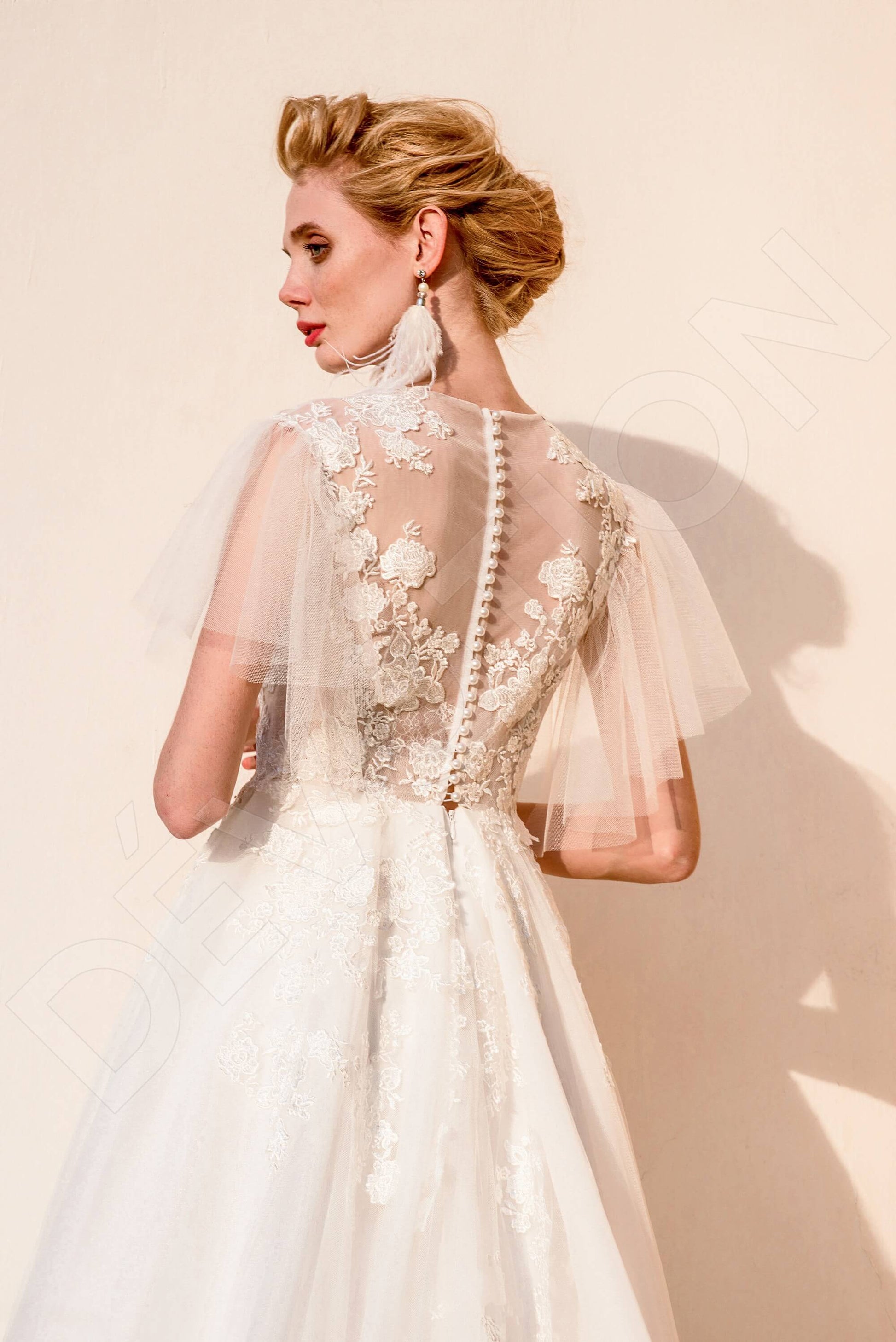 Teonilla Princess/Ball Gown Jewel Lightivory Wedding dress