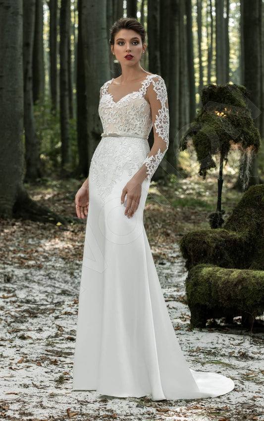Enchanted Lace Embroidered Trumpet Gown