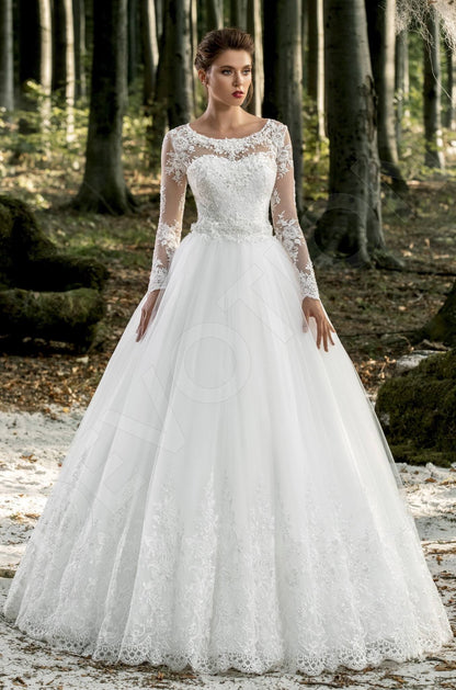 Octavia Open back Princess/Ball Gown Long sleeve Wedding Dress Front