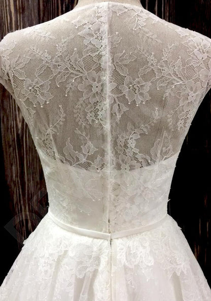 Ninelle Lace up back A-line Sleeveless Wedding Dress 3