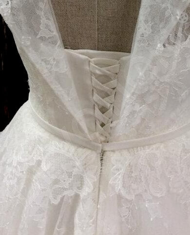 Ninelle Lace up back A-line Sleeveless Wedding Dress 4