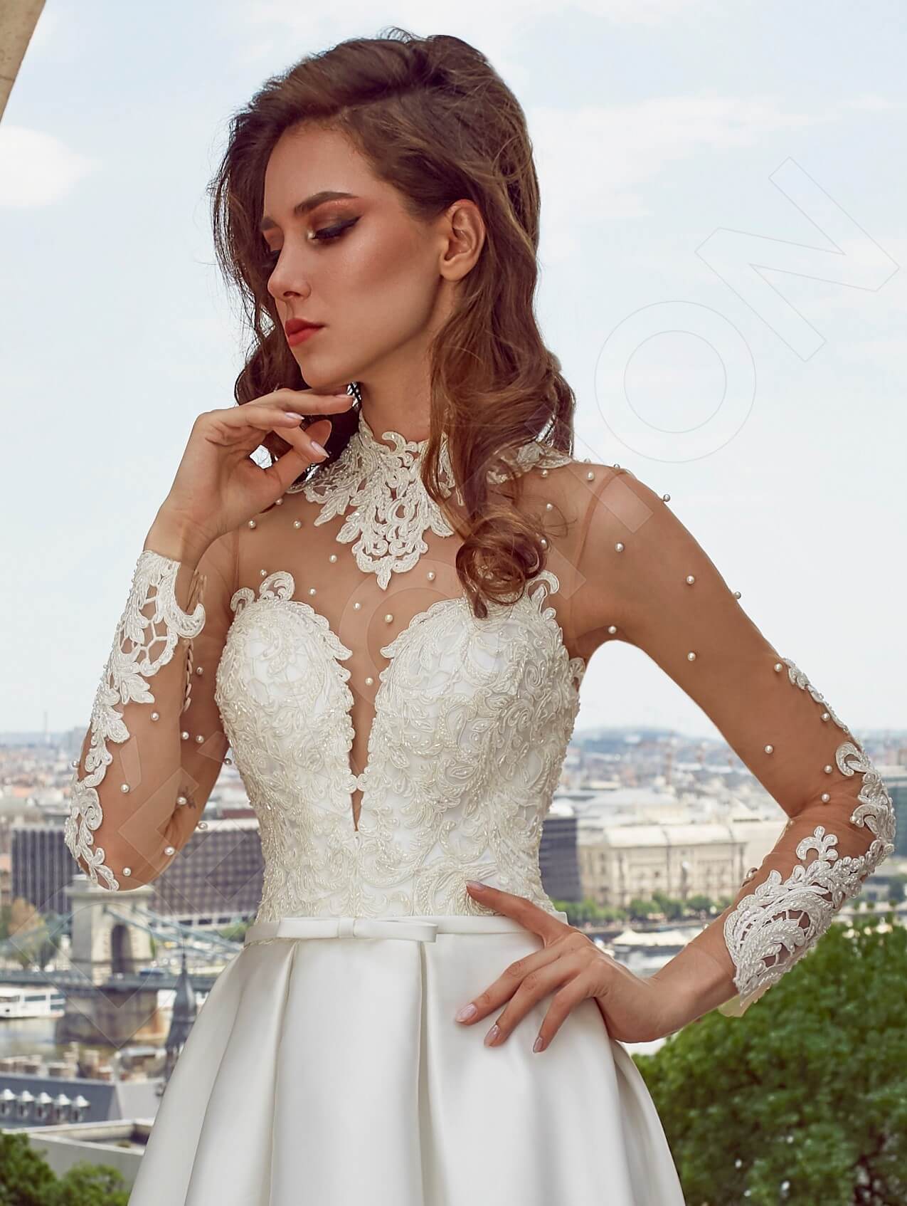 Gerda Full back A-line Long sleeve Wedding Dress 2