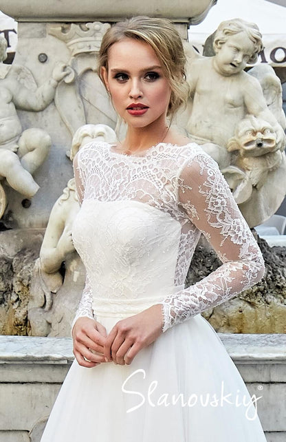Venla Open back A-line Long sleeve Wedding Dress 3