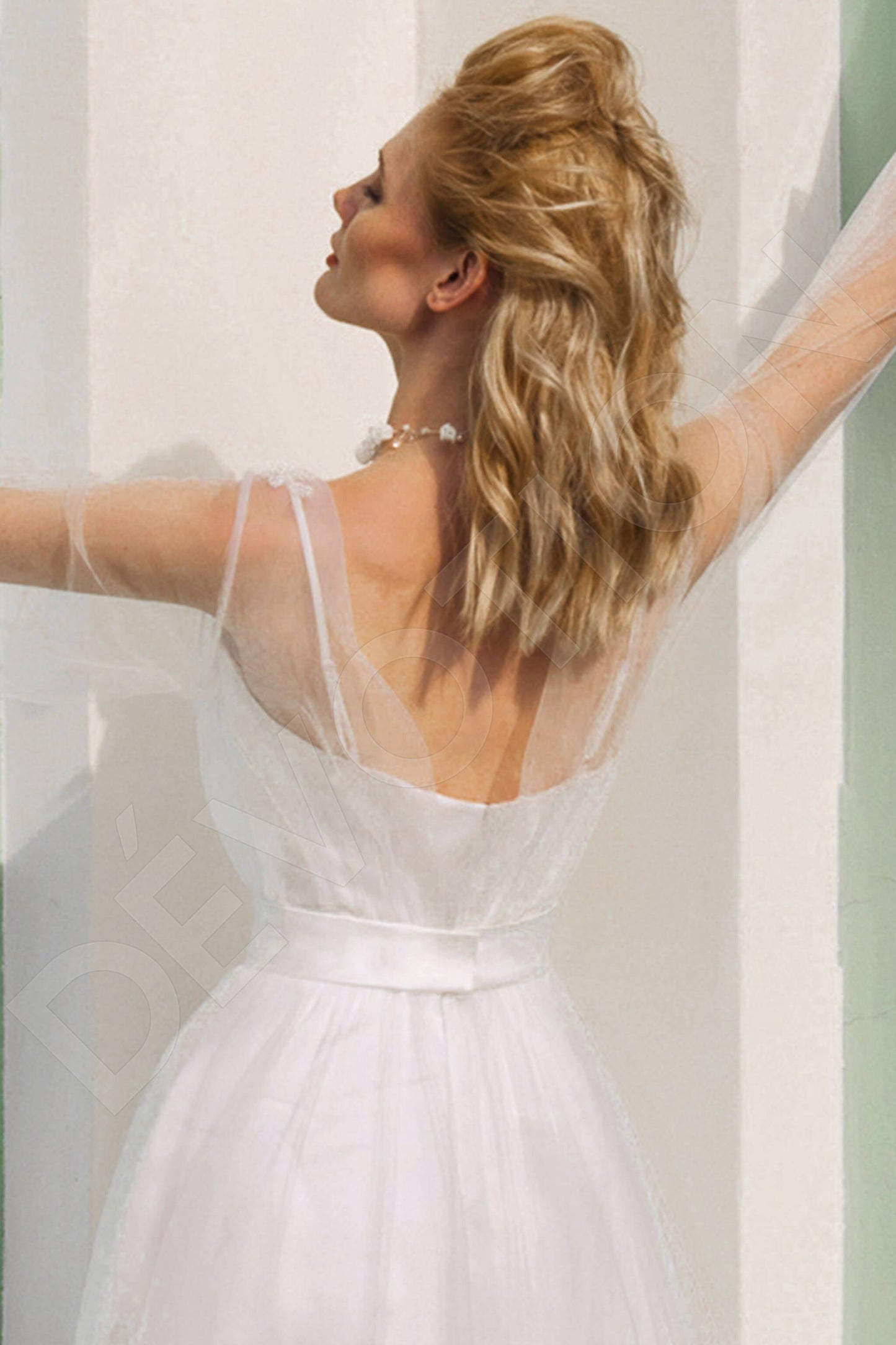 Ricoletta Open back A-line Long sleeve Wedding Dress 3