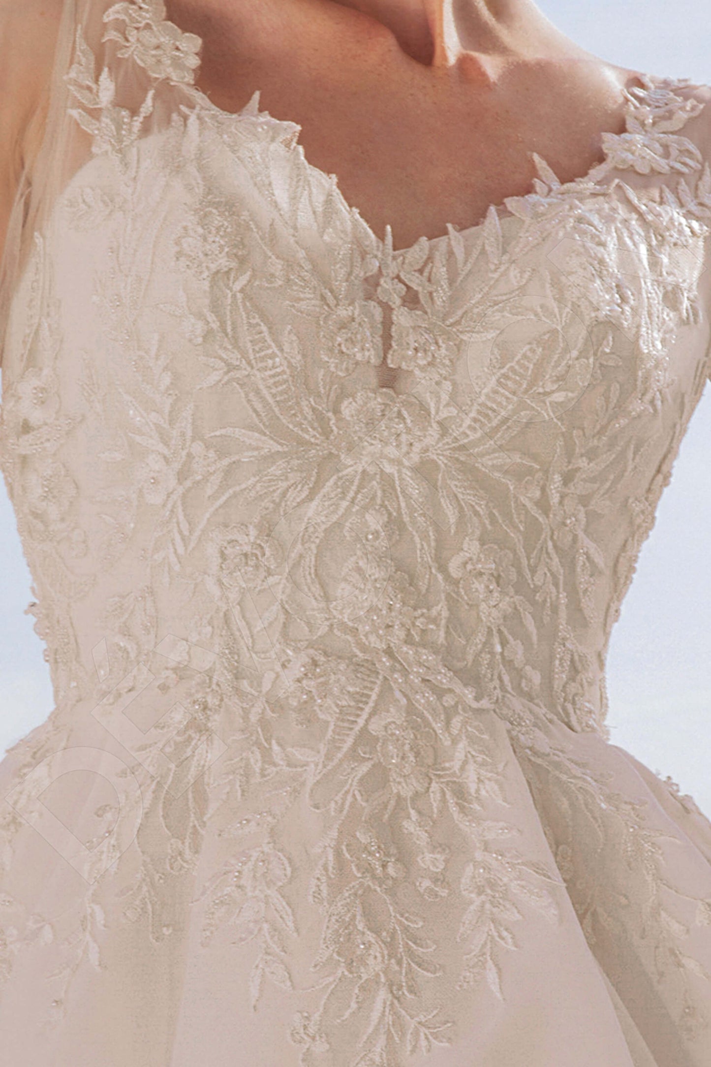 Lania Lace up back Princess/Ball Gown Long sleeve Wedding Dress 7