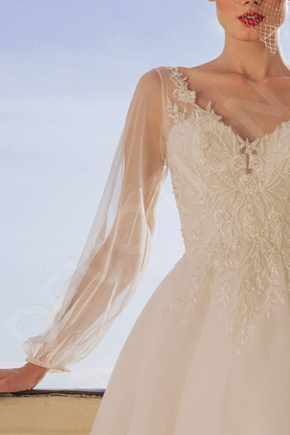 Lania Lace up back Princess/Ball Gown Long sleeve Wedding Dress 6