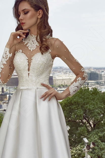 Gerda Full back A-line Long sleeve Wedding Dress 7