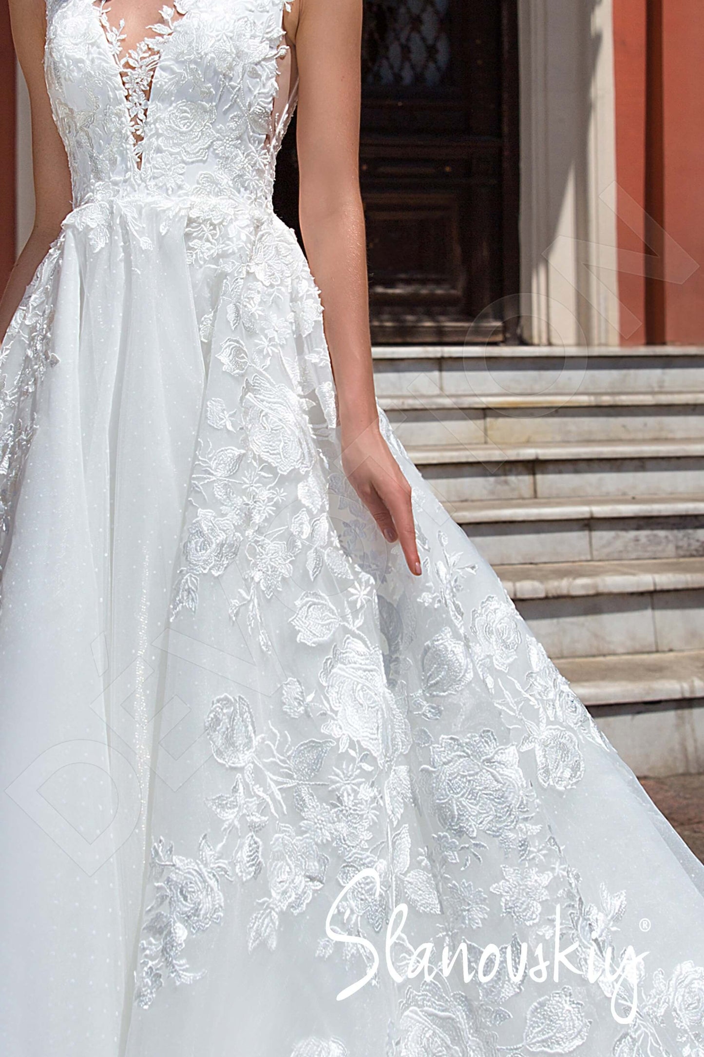 Sonate Open back Princess/Ball Gown Sleeveless Wedding Dress 3