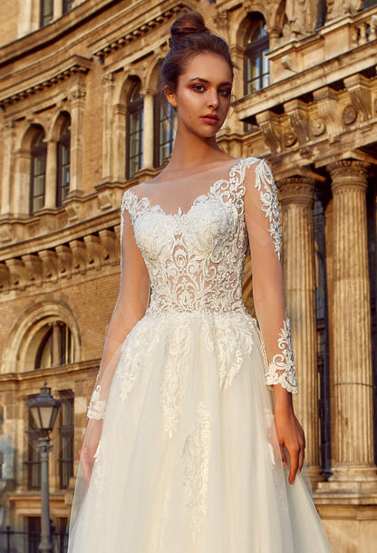 Tallea Full back A-line Long sleeve Wedding Dress 2