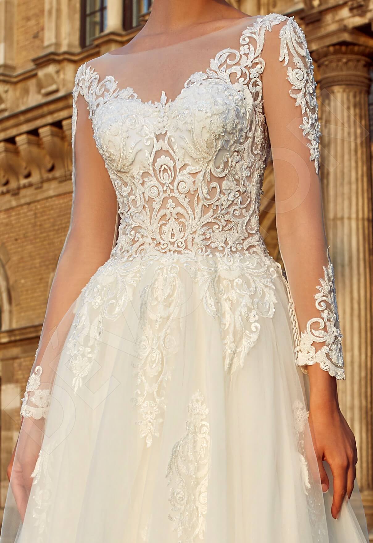 Tallea Full back A-line Long sleeve Wedding Dress 5