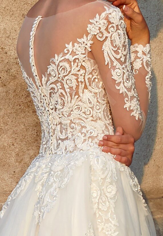 Tallea Full back A-line Long sleeve Wedding Dress 6