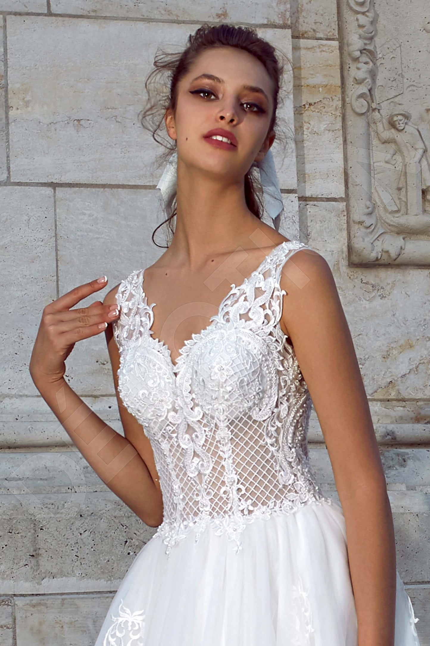 Maurinia Open back A-line Sleeveless Wedding Dress 2