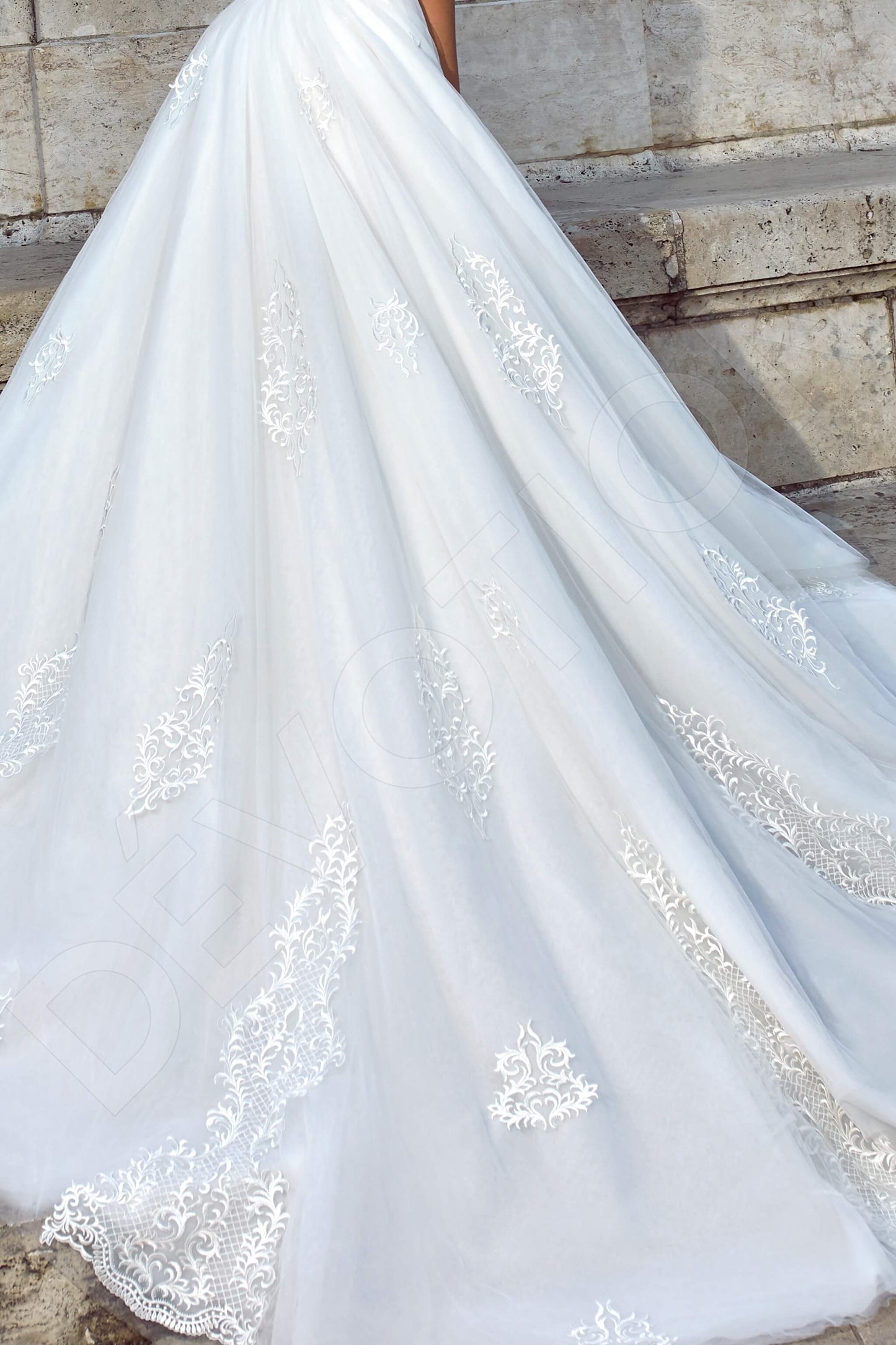 Maurinia Open back A-line Sleeveless Wedding Dress 6