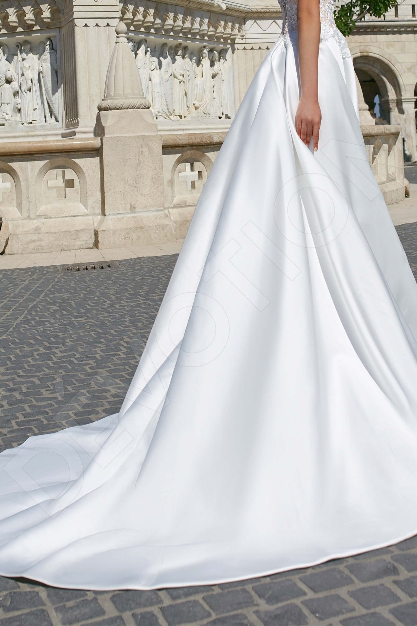 Vilia Open back A-line Sleeveless Wedding Dress 6