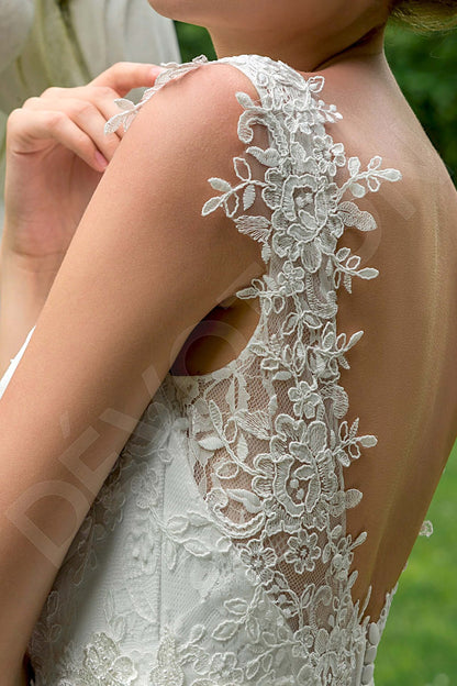 Jalise Open back A-line Sleeveless Wedding Dress 4
