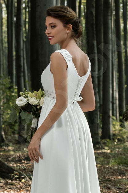 Camea Open back A-line Sleeveless Wedding Dress 3