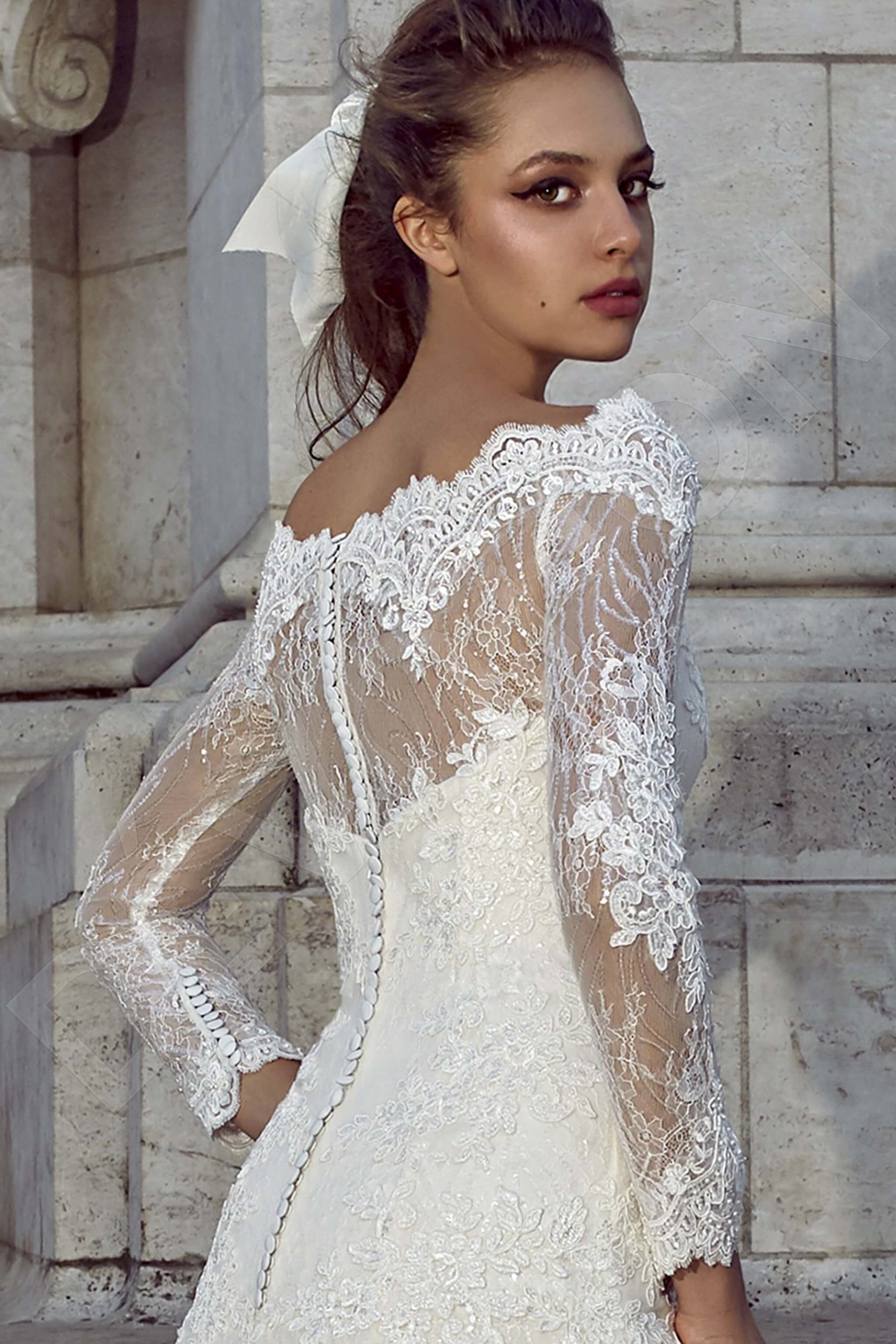 Nilis A-line Off-shoulder/Drop shoulders Milk Wedding dress