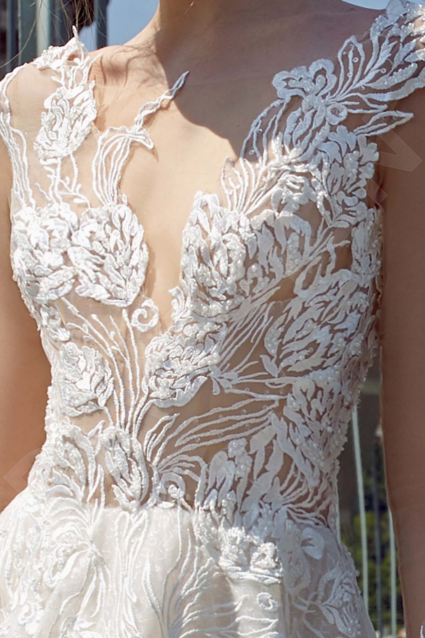 Naretta Open back A-line Long sleeve Wedding Dress 5