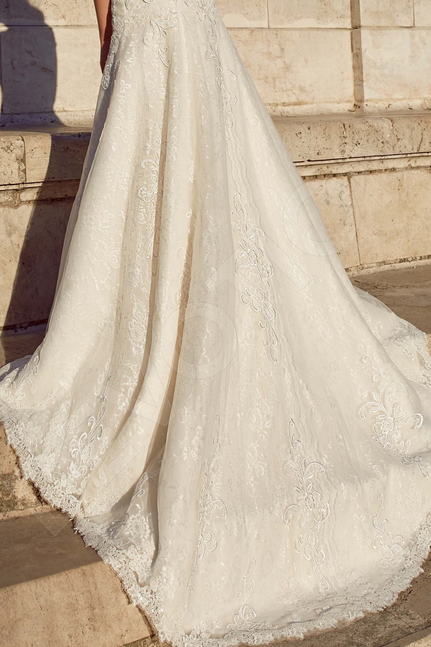 Tarinia Open back A-line Sleeveless Wedding Dress 6