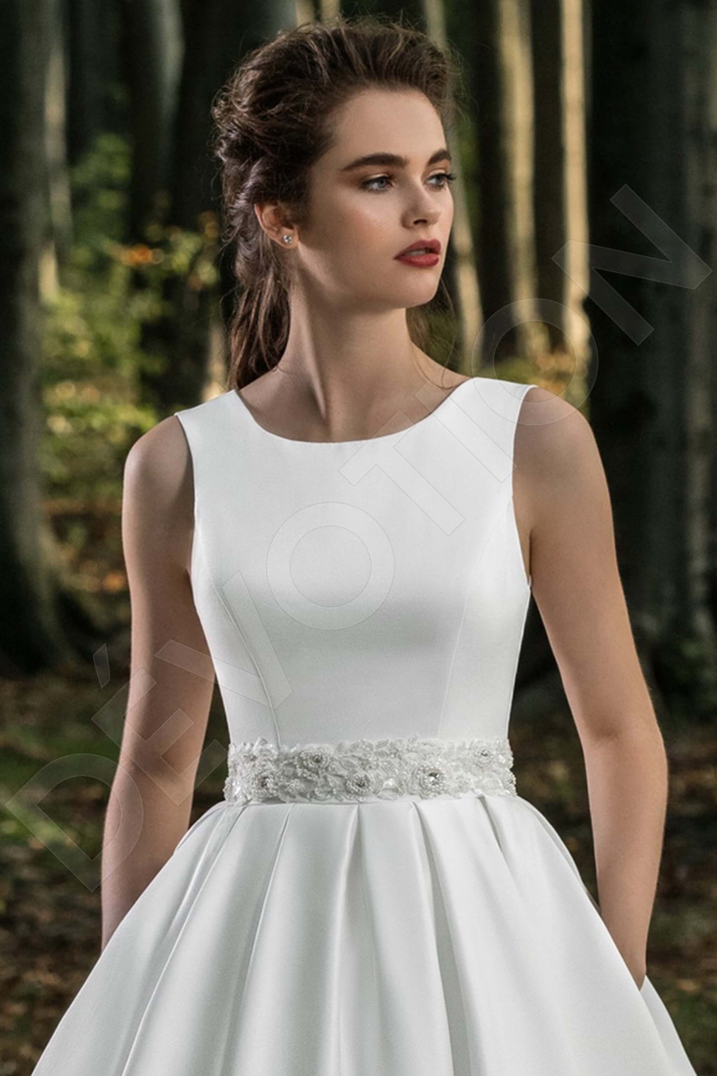 Taja Full back A-line Sleeveless Wedding Dress 2