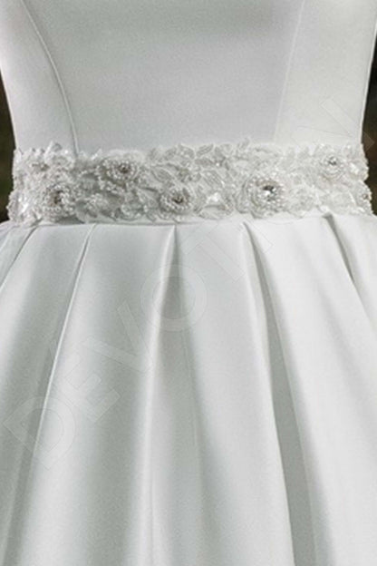 Taja Full back A-line Sleeveless Wedding Dress 4