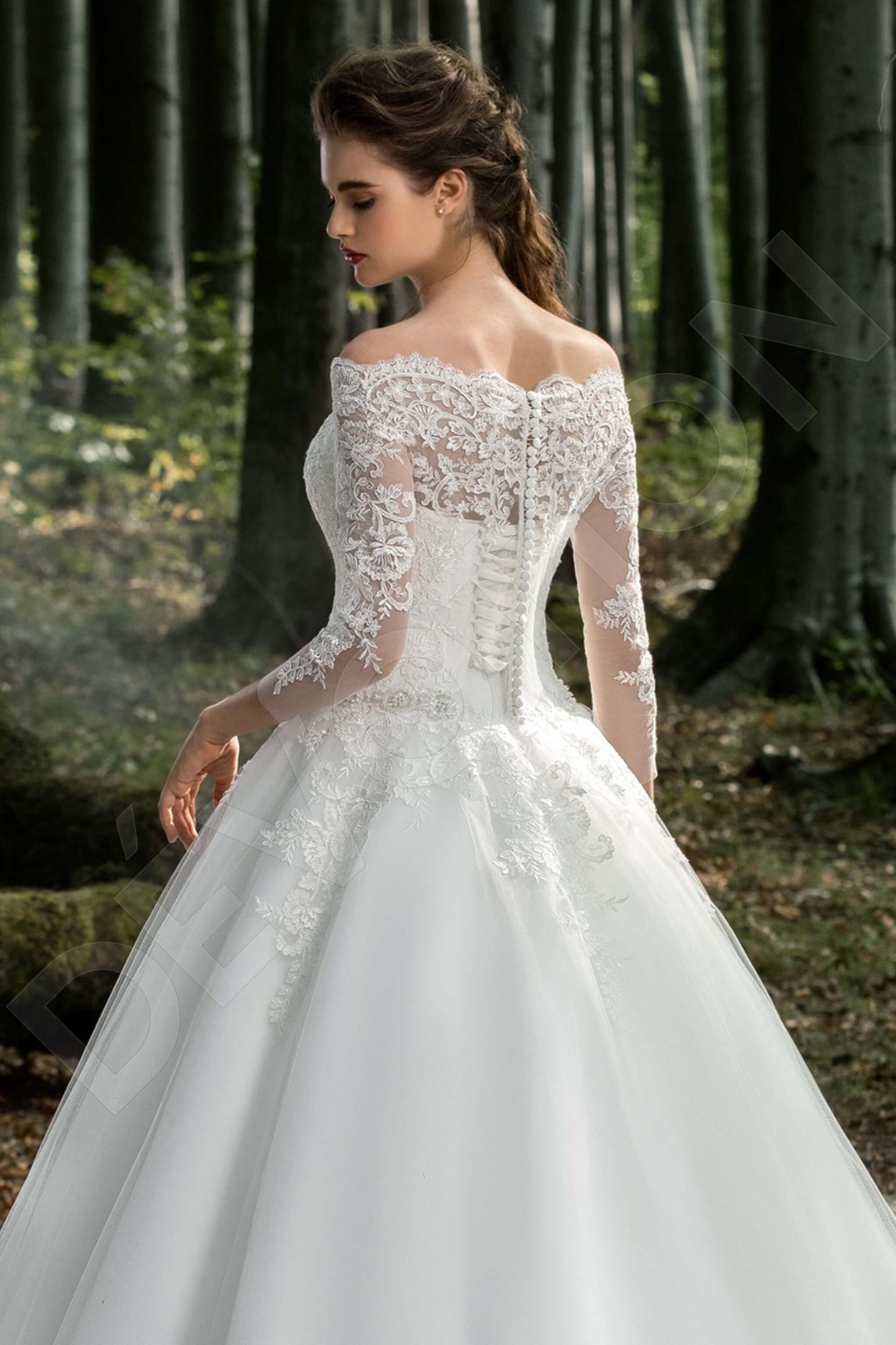 Jezebelle Full back Princess/Ball Gown 3/4 sleeve Wedding Dress 4