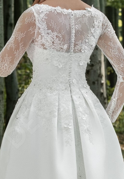 Eugenia Full back A-line Long sleeve Wedding Dress 6