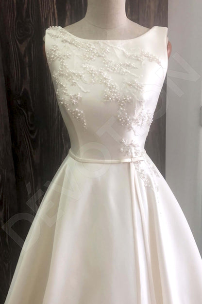 Hedonia Open back A-line Sleeveless Wedding Dress 10