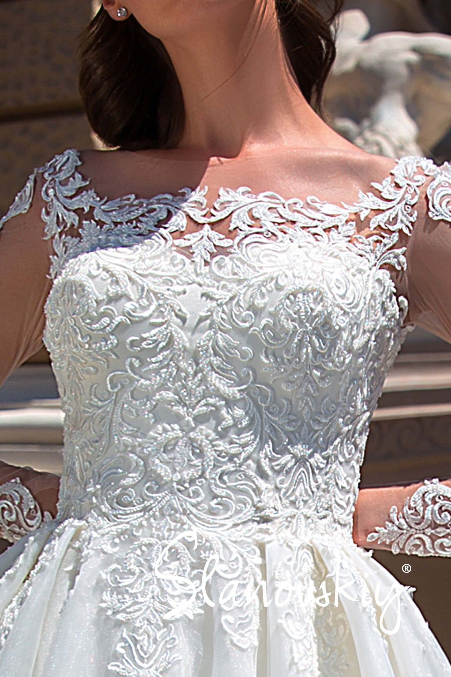 Lirika Full back Princess/Ball Gown Long sleeve Wedding Dress 5