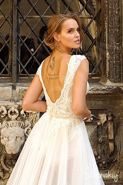Ivetta Open back A-line Short/ Cap sleeve Wedding Dress 5