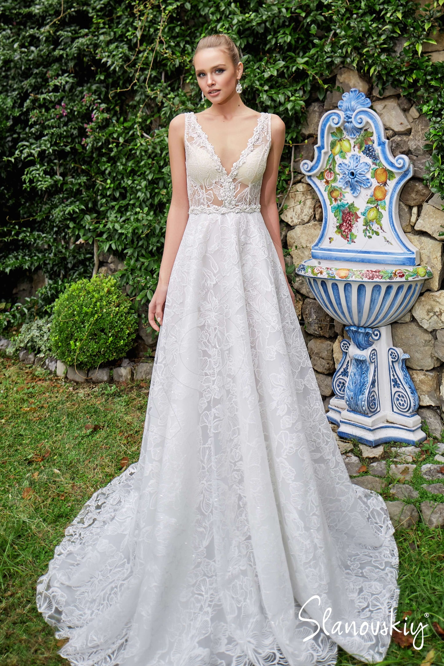 Batilda Open back A-line Sleeveless Wedding Dress Front