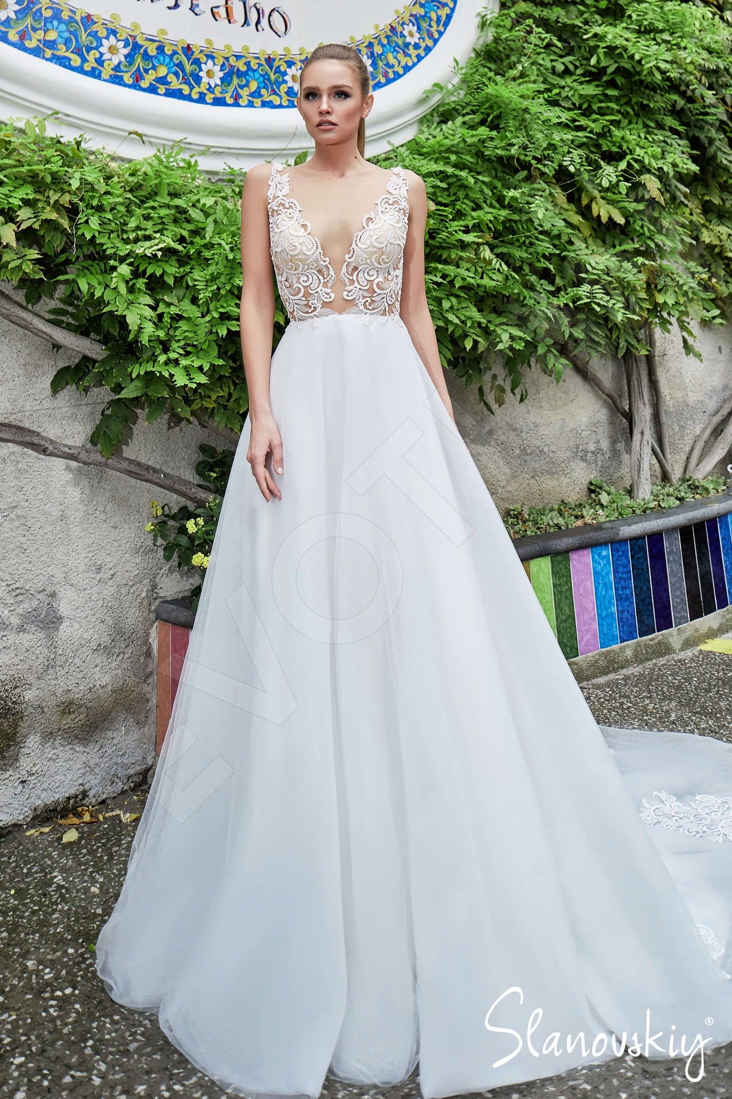 Juna Open back A-line Sleeveless Wedding Dress Front