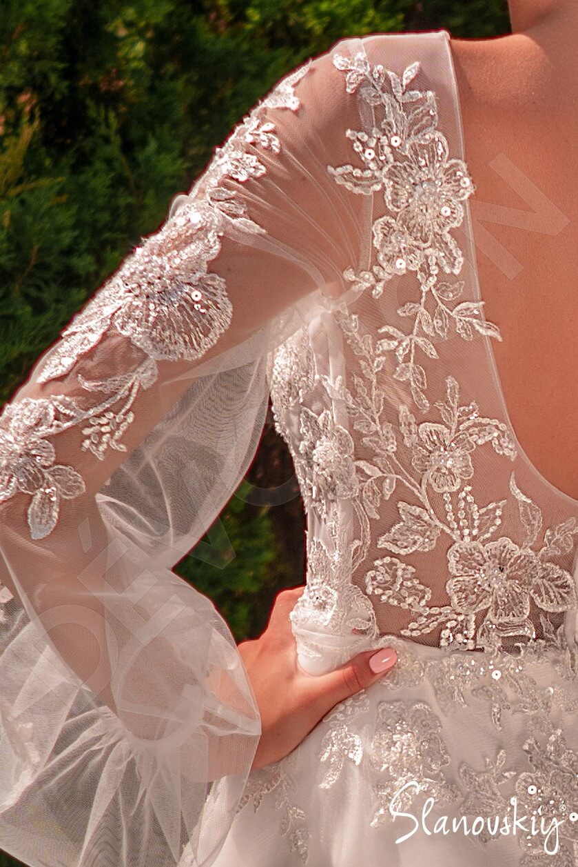 Abril Open back A-line Long sleeve Wedding Dress 6