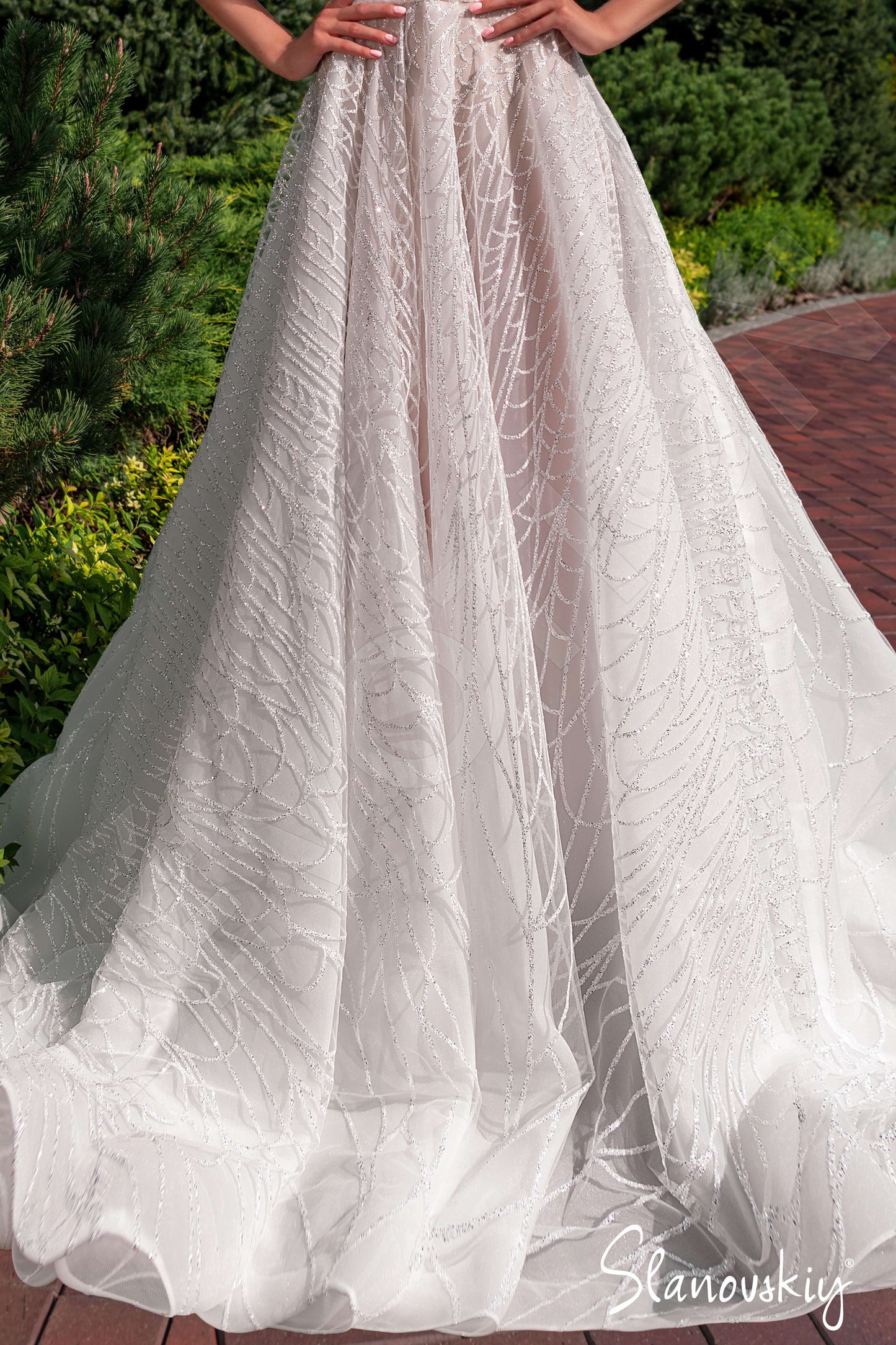 Afsaneh Open back A-line Sleeveless Wedding Dress 3