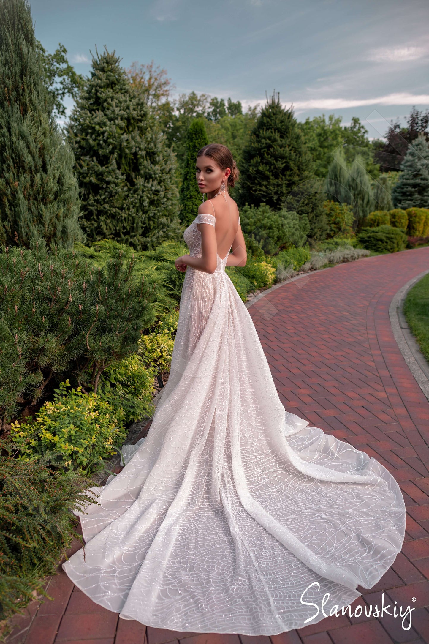 Afsaneh Open back A-line Sleeveless Wedding Dress Back