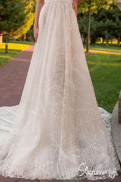 Aiyanna Open back A-line Sleeveless Wedding Dress 4