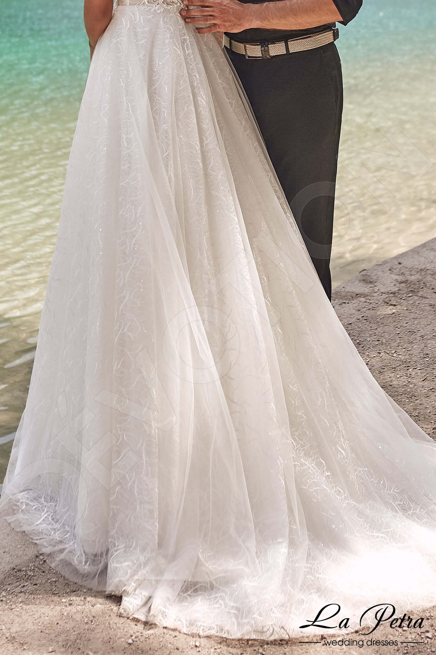 Helenya Full back A-line Sleeveless Wedding Dress 4