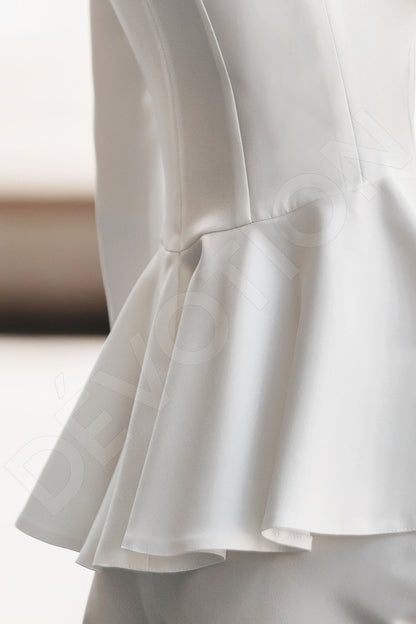 Morilia Full back Pants 3/4 sleeve Wedding Dress 6